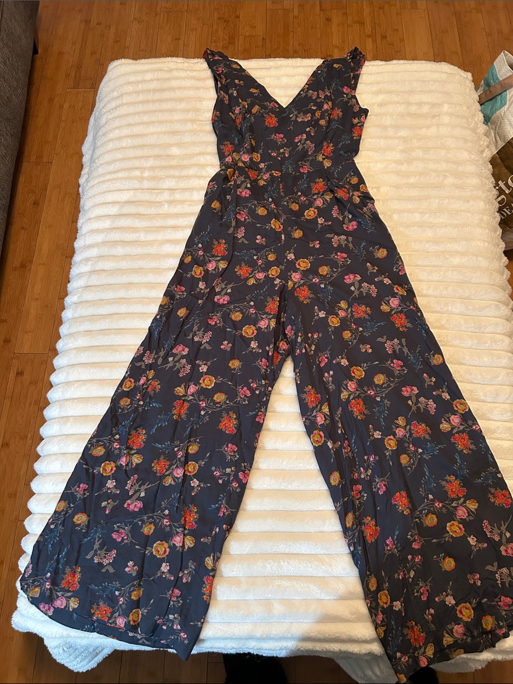 XS | LUCKY Brand  Navy Floral V-Neck Wide-Leg Jumpsuit/Romper